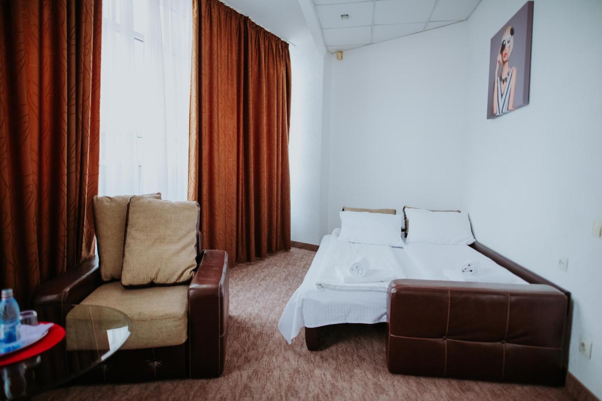Hotel Select Sibiu Exterior photo